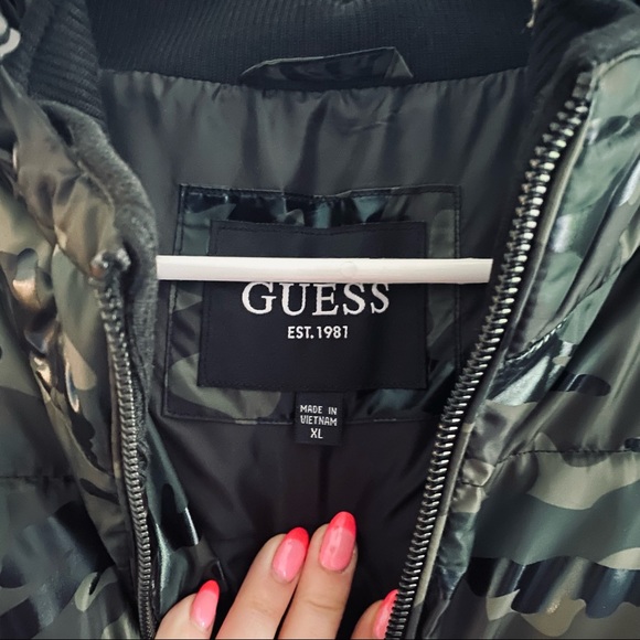 Guess Camo Print Hooded Puffer Jacket - Picture 8 of 12